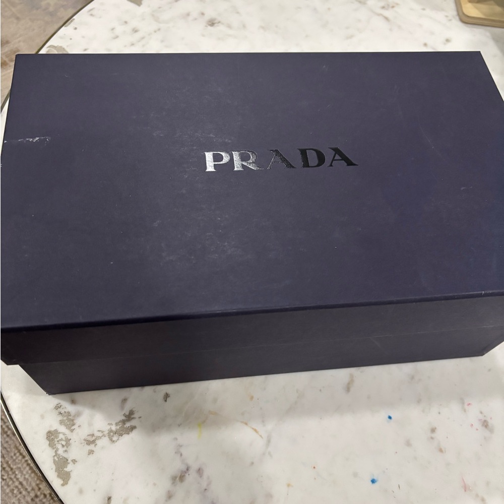 Prada Men's Black Leather Loafers as 7.5 - Picture 6 of 6